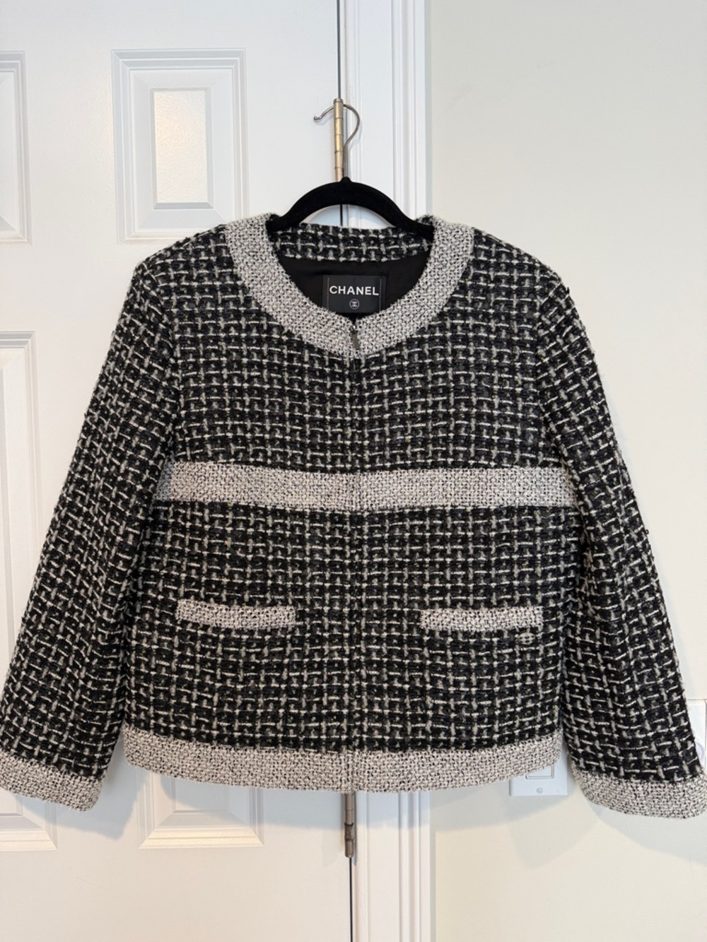 Chanel La Petite Veste Noire Wool Jacket Size 48 EUC